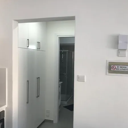 Mariams Cozy One Bedroom Lägenhet Larnaca