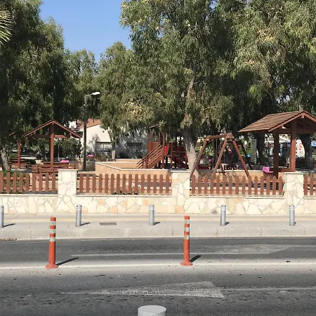 Mariams Cozy One Bedroom Lägenhet Larnaca