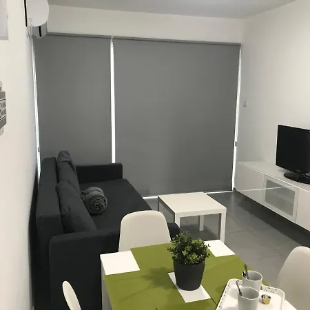 Mariams Cozy One Bedroom